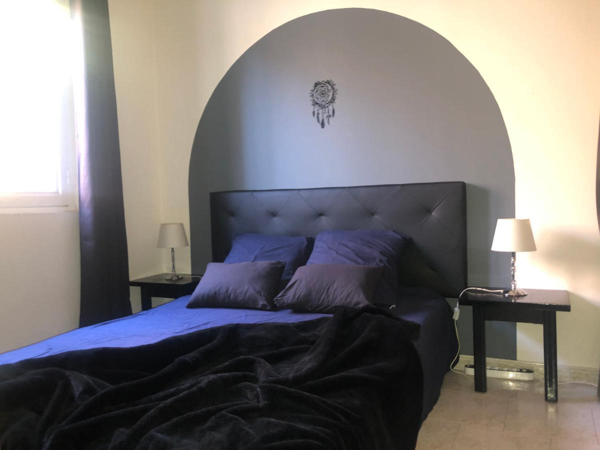 Villa Calme Avec Piscine Privee نيم المظهر الخارجي الصورة